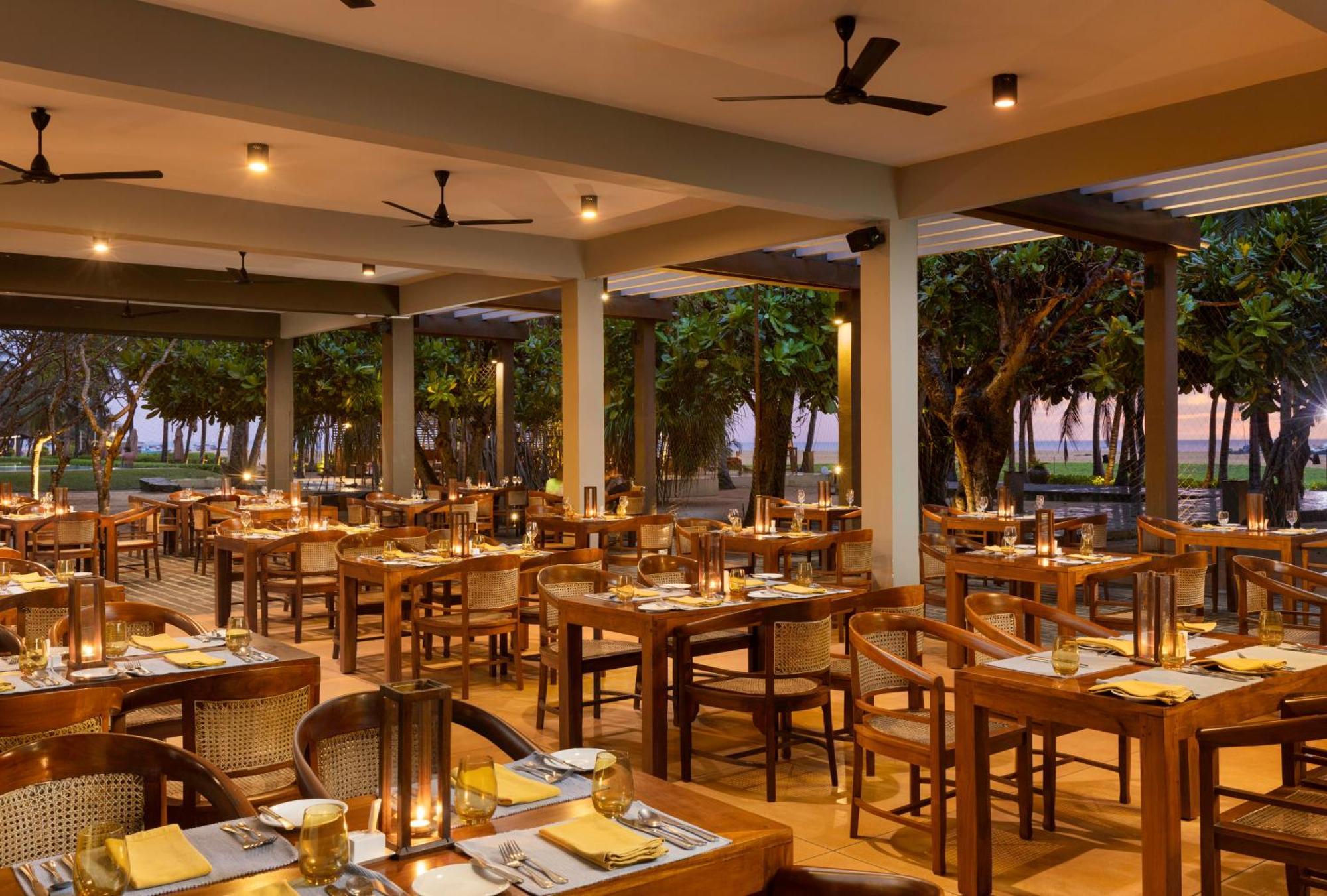 Jetwing Beach Negombo Exterior foto